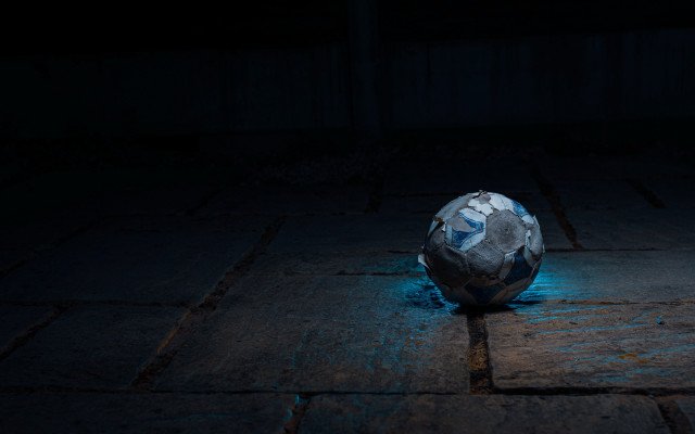 Paper ball brick floor blue free wallpaper - medium preview image