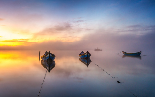 Boats lake cloudy sunset mountains #3 free wallpaper - medium preview image