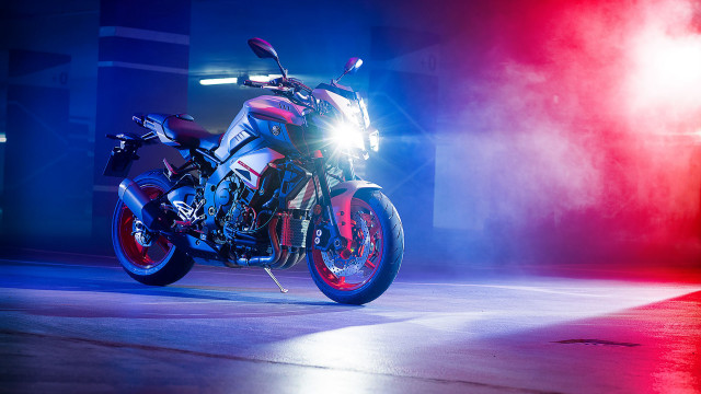 Motorcycle red light dark room free wallpaper - medium preview image