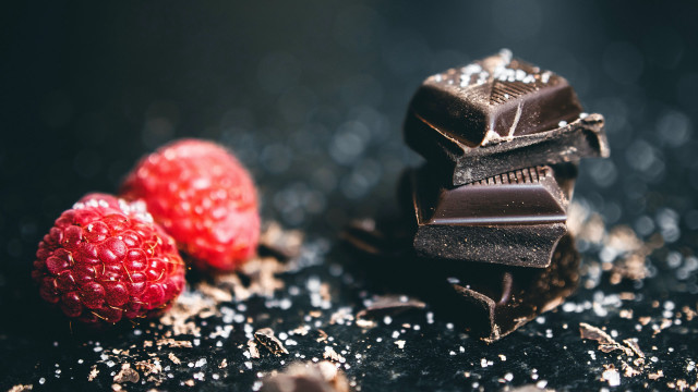 Chocolate raspberries still life food free wallpaper - medium preview image