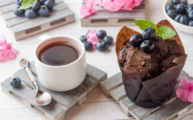 Coffee blueberries flower muffin tray free wallpaper - medium preview image