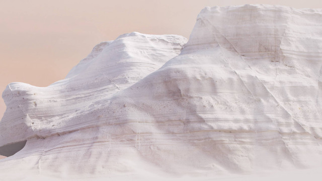 Snowboarder jumping snowy mountain pink free wallpaper - medium preview image