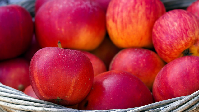 Basket red apples table oranges free wallpaper - medium preview image