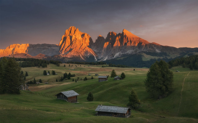 Mountain range cabins sunset clouds free wallpaper - medium preview image