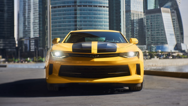 Yellow car black stripe city free wallpaper - medium preview image