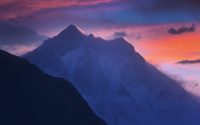 Mountain skyline plane clouds dusk free wallpaper - medium preview image