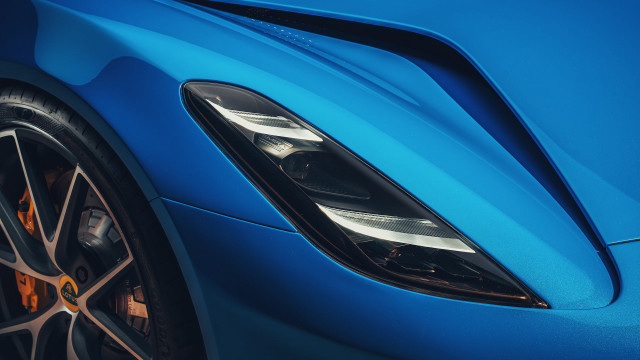Blue sports car black rim #2 free wallpaper - medium preview image