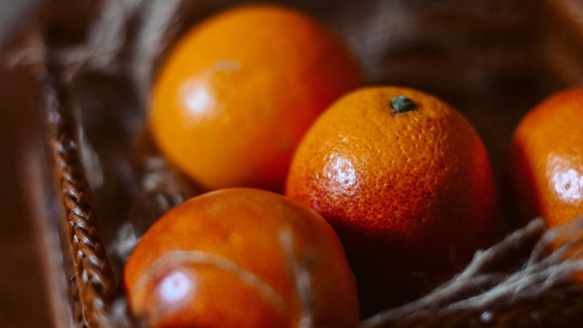 Basket oranges tabletop stilllife postminimalism free wallpaper - medium preview image