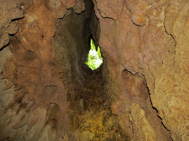 Green object cave rocks dirt free wallpaper - medium preview image