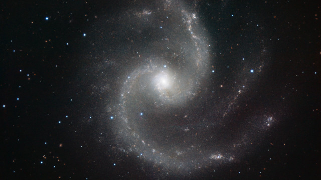 Spiral galaxy dark sky stars free wallpaper - medium preview image