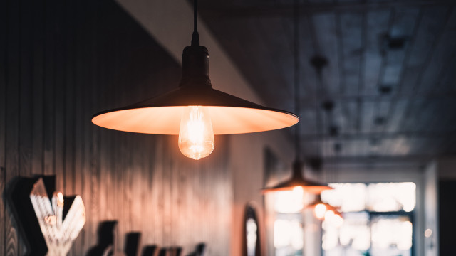 Ceiling light mirror airplane blurry free wallpaper - medium preview image
