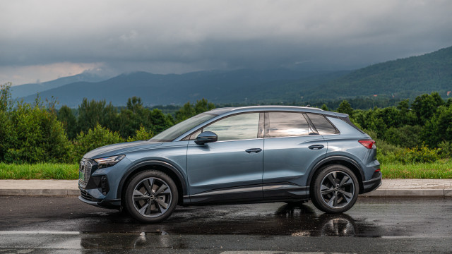 Blue car mountain road cloudy free wallpaper - medium preview image