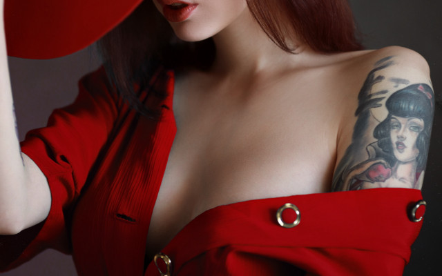Woman red hat red dress free wallpaper - medium preview image