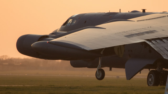 Large jetliner runway precisionism puzzle free wallpaper - medium preview image