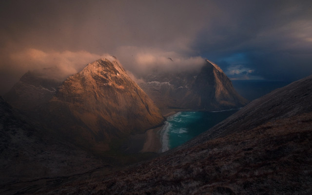 Mountain water cloudy sky bird free wallpaper - medium preview image