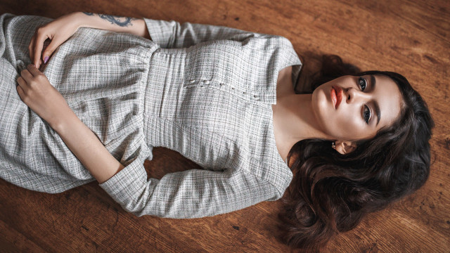 Elina karimova contemporary fashion pre free wallpaper - medium preview image