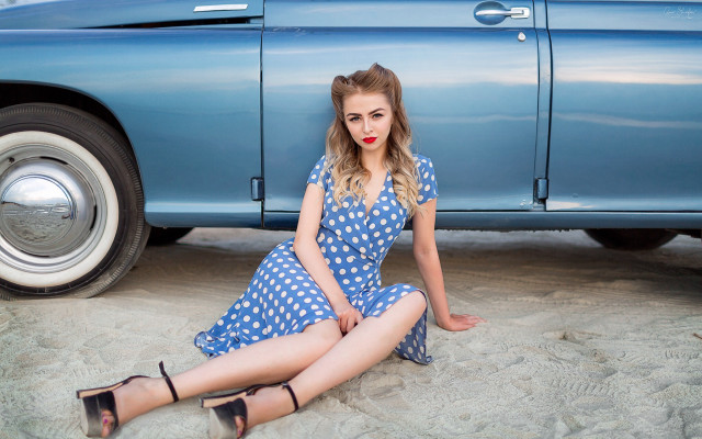 Woman bluecar redlipstick fashion kitsch free wallpaper - medium preview image