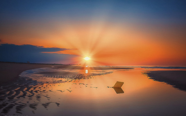 Sunset beach reflection artist photography free wallpaper - medium preview image