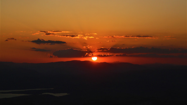 Sunset mountains water clouds horizon free wallpaper - medium preview image