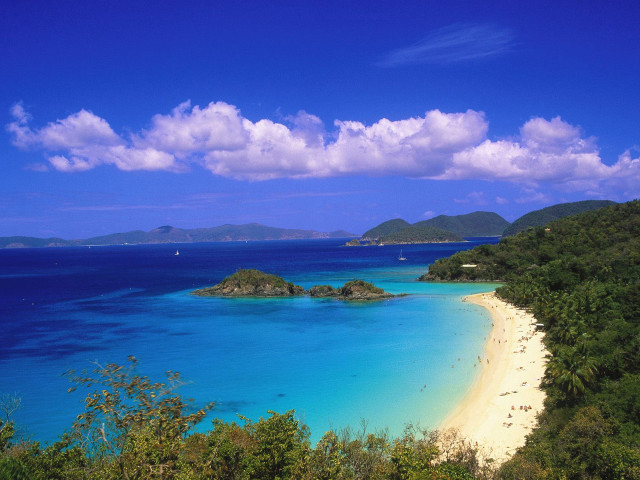 Bascove beach blue water sunny free wallpaper - medium preview image
