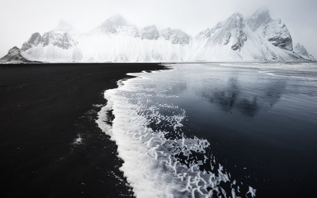 Black sand beach mountain water free wallpaper - medium preview image
