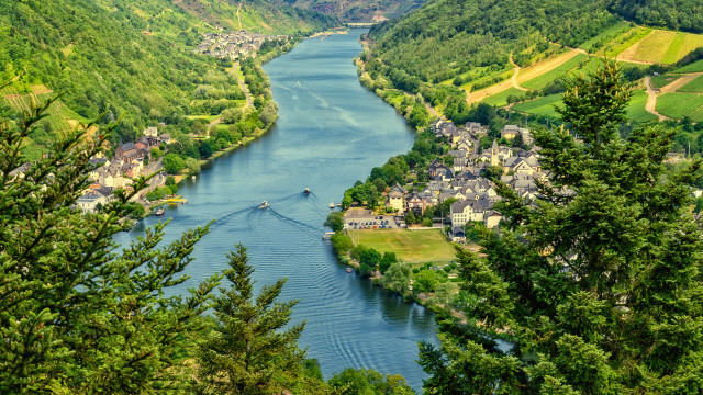 River hillside trees mountains houses free wallpaper - medium preview image