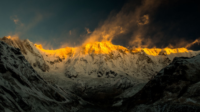 Mountain range dramatic light clouds #2 free wallpaper - medium preview image