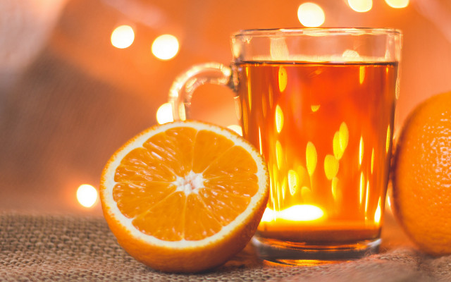Glass tea orange slice lights free wallpaper - medium preview image