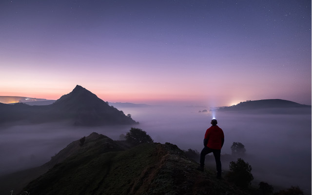 Mountain man light foggy valley free wallpaper - medium preview image