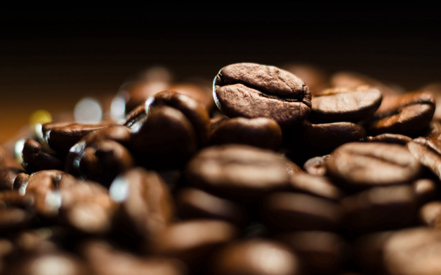 Coffee beans spoon dark background free wallpaper - medium preview image