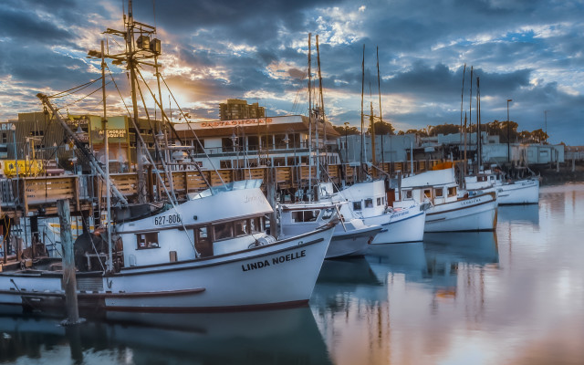 Boats harbor sunset cloudy sky free wallpaper - medium preview image