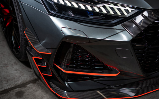 Car front red stripe black free wallpaper - medium preview image