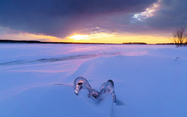 Skis snow sunset cloudy sky free wallpaper - medium preview image