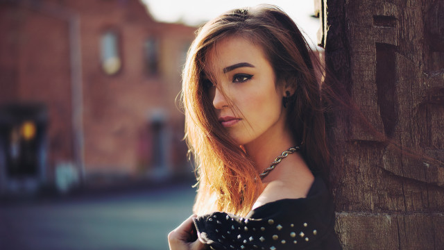Elina karimova city street bokeh free wallpaper for desktop - medium preview image