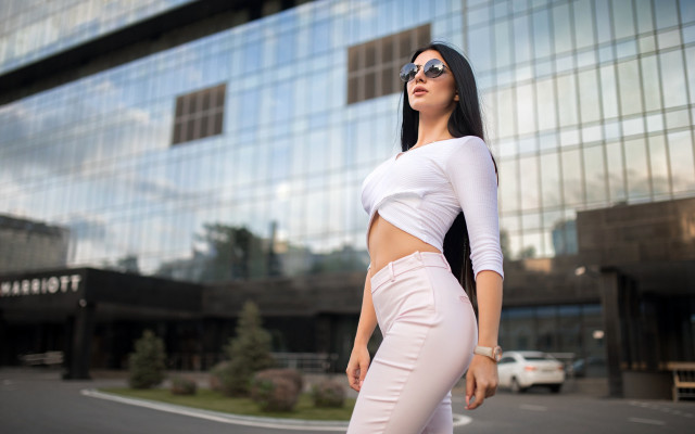 Woman white pants white top free wallpaper - medium preview image