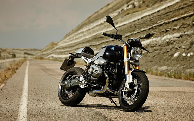 Motorcycle mountain road panfuturism tiltshift free wallpaper - medium preview image