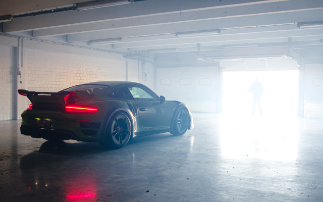 Garage hologram rain vroom anamorphic free wallpaper - medium preview image
