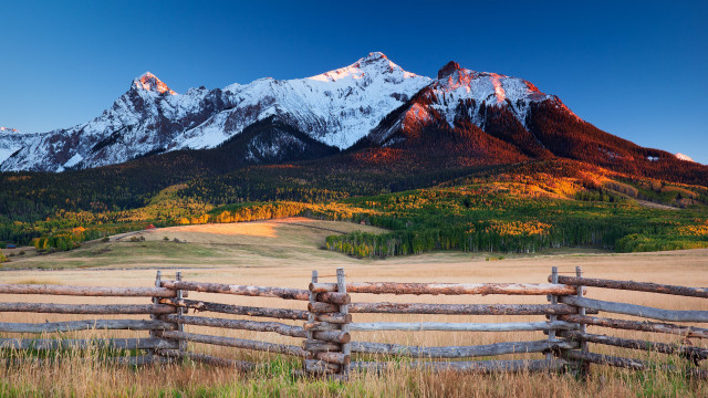 Fence mountain range field forest free wallpaper - medium preview image