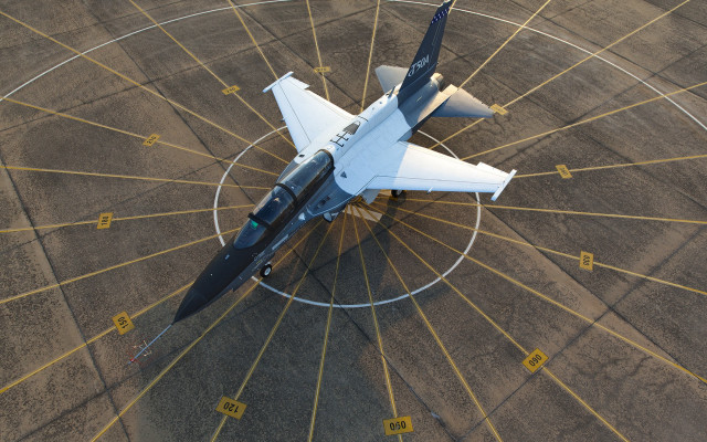 Jet target arabesque jigsaw airplane free wallpaper - medium preview image