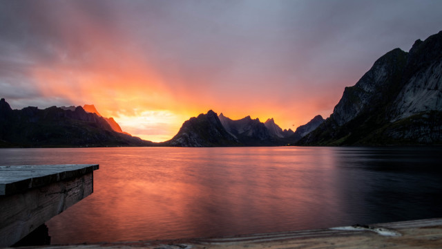 Sunset mountain lake dock city free wallpaper - medium preview image
