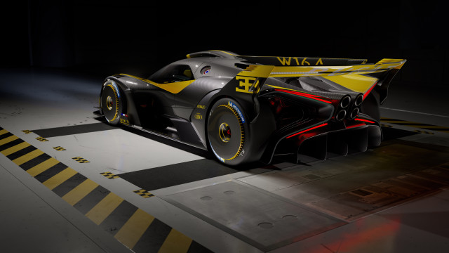 Futuristic car shadow ue5 rendering free wallpaper - medium preview image