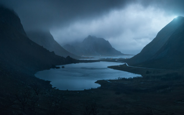 Lake mountains cloudy sky light free wallpaper - medium preview image