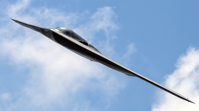 Jet blue cloudy sky engine free wallpaper - medium preview image