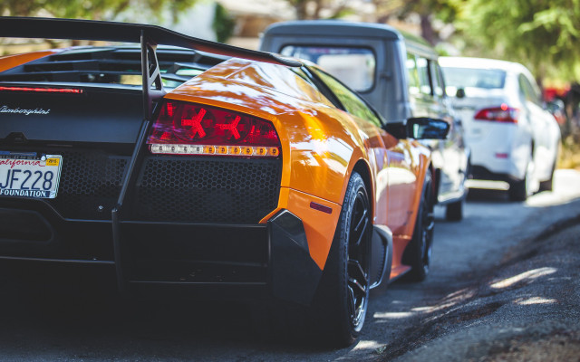 Car road background depth blurry free wallpaper - medium preview image