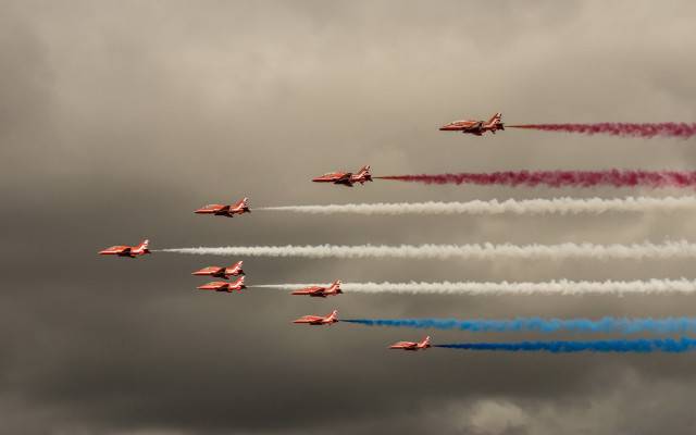 Jets smoke trails clouds fighter free wallpaper - medium preview image
