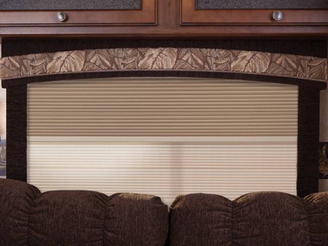 Living room couch window blind free wallpaper - medium preview image
