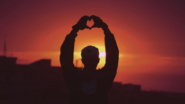 Heart shape sunset cityscape fire free wallpaper - medium preview image