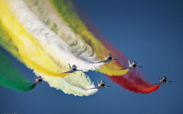 Airplanes formation rainbow smoke colorful free wallpaper - medium preview image