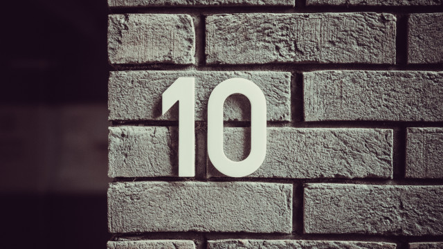 Brick wall ten constructivism tilt free wallpaper - medium preview image