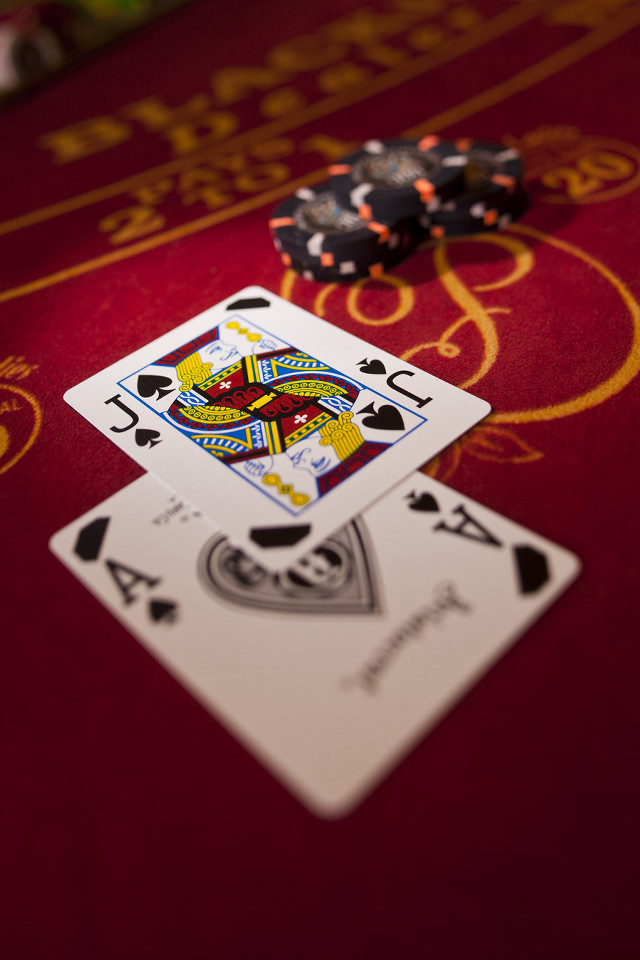 Red table cards dice tablecloth free wallpaper - medium preview image